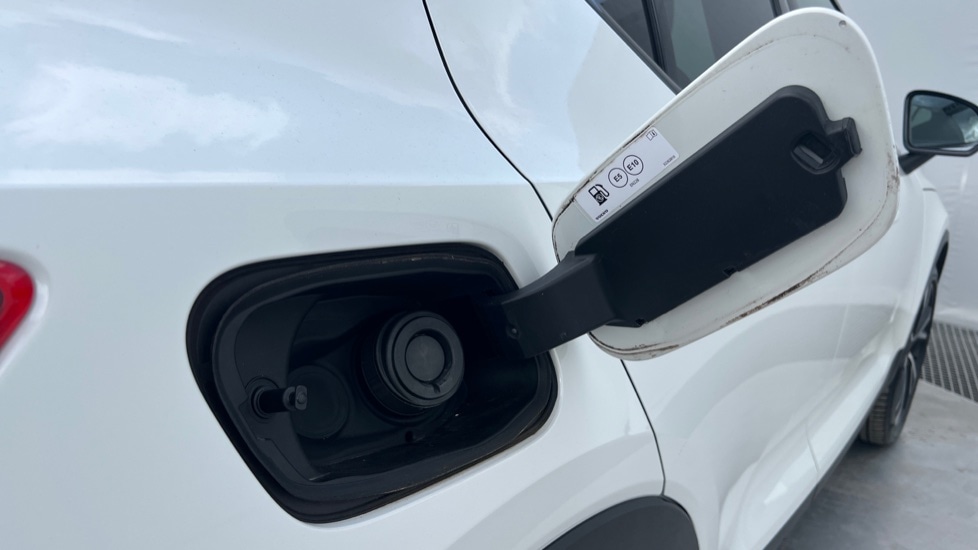 Used Volvo XC40 2021 for sale - 76487124: Photo 37