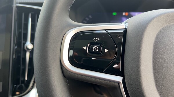 Used Volvo XC90 2025 for sale - 76112082: Photo 18
