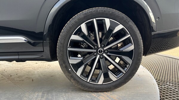 Used Volvo XC90 2025 for sale - 76112082: Photo 24