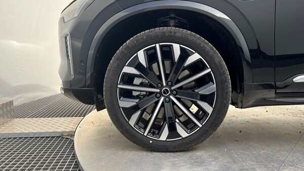 Used Volvo XC90 2025 for sale - 76112082: Photo 25