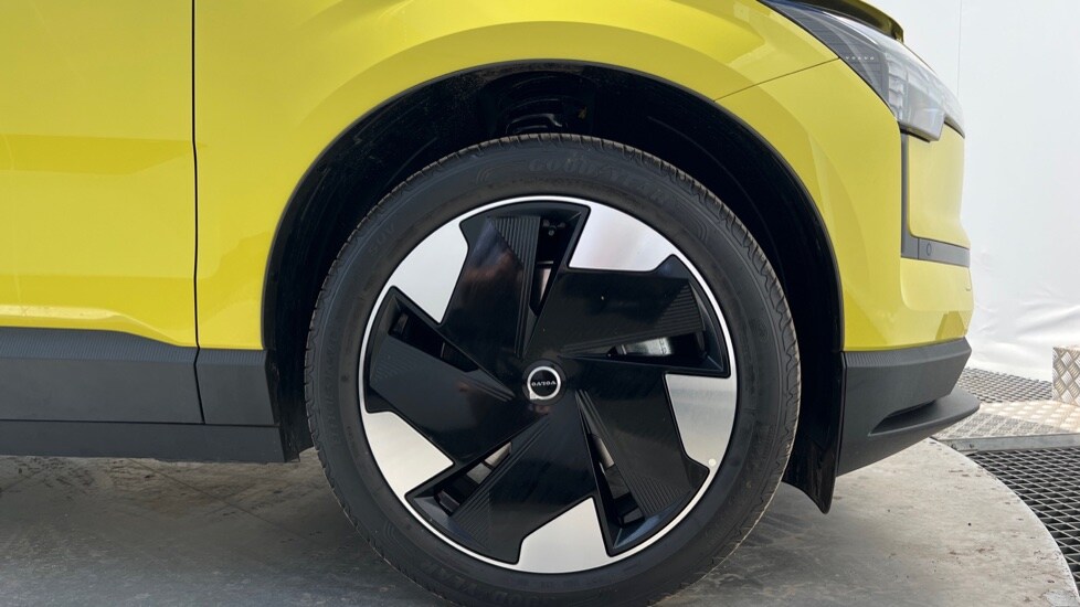 Used Volvo EX30 2025 for sale - 76514906: Photo 24