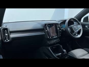 Used Volvo XC40 2022 for sale - 74757034: Photo