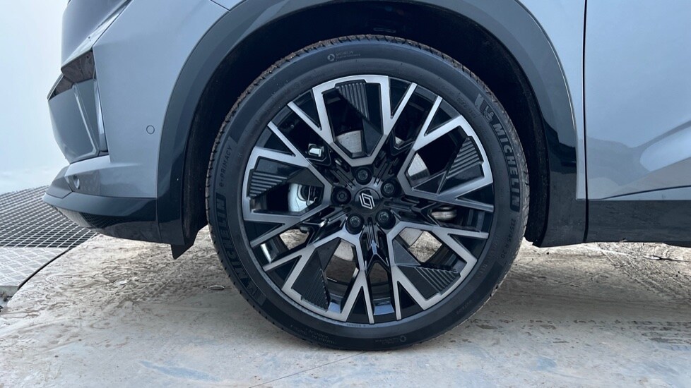 Used Renault Austral 2025 for sale - 76872460: Photo 17