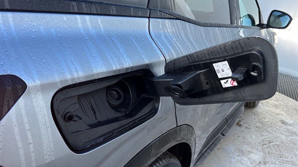 Used Renault Austral 2025 for sale - 76872460: Photo 21