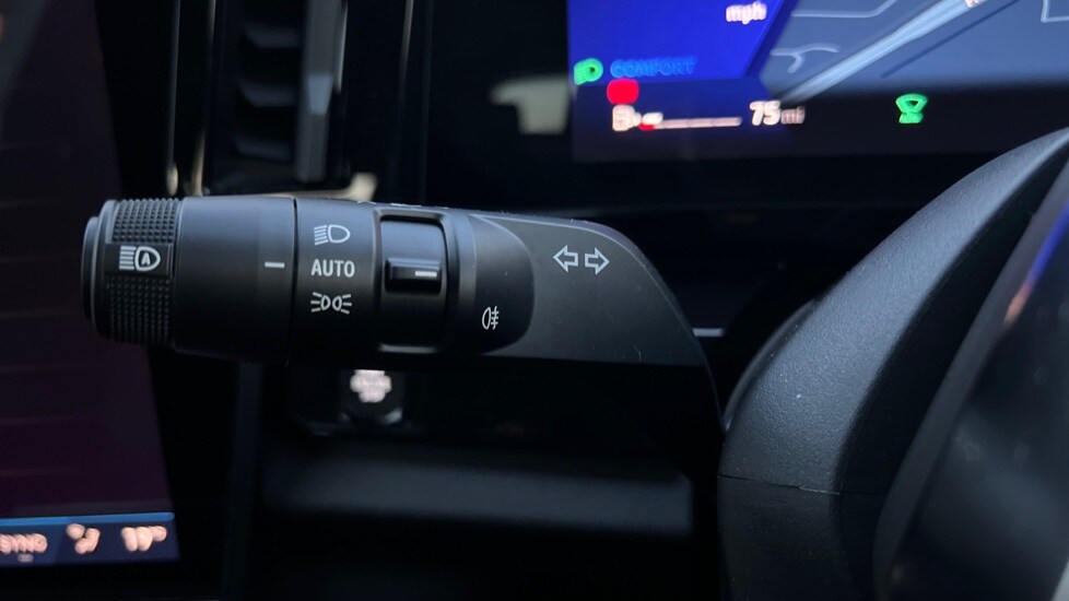 Used Renault Austral 2025 for sale - 76872460: Photo 25