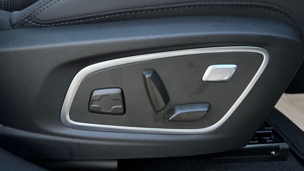 Used Renault Austral 2025 for sale - 76872460: Photo 32