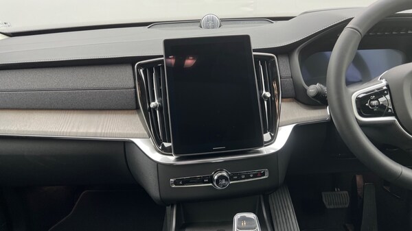Used Volvo XC90 2025 for sale - 76112349: Photo 22