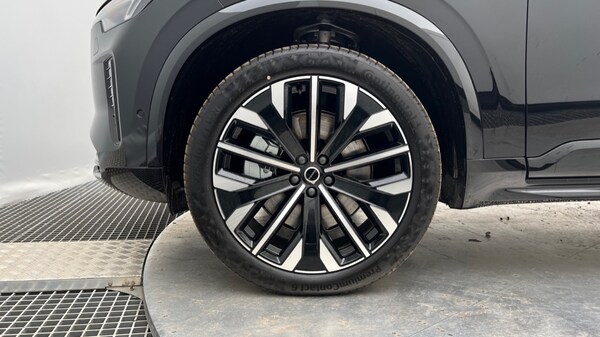 Used Volvo XC90 2025 for sale - 76112349: Photo 24