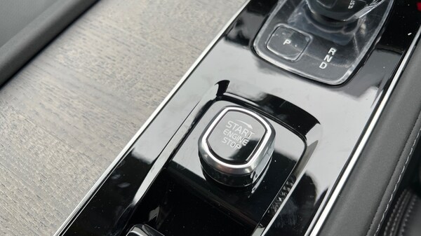 Used Volvo XC90 2025 for sale - 76112349: Photo 27