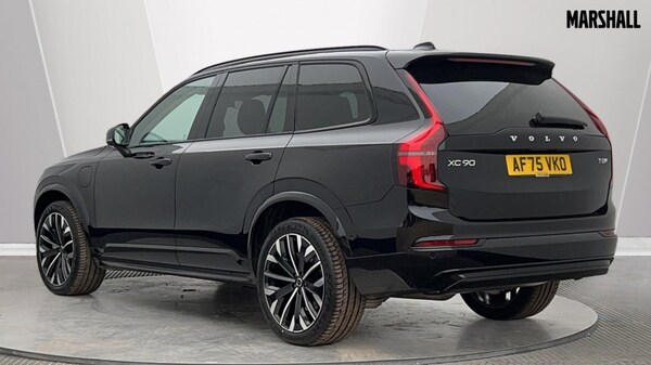Used Volvo XC90 2025 for sale - 76112349: Photo 2