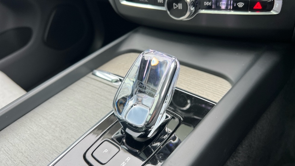 Used Volvo XC60 2023 for sale - 76589870: Photo 14