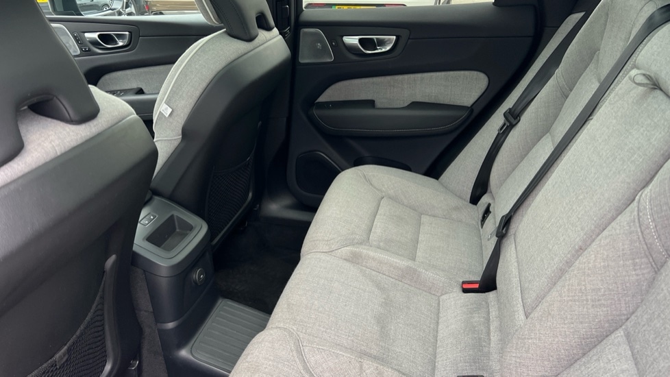 Used Volvo XC60 2023 for sale - 76589870: Photo 38