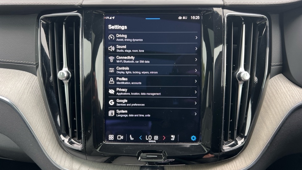 Used Volvo XC60 2023 for sale - 76589870: Photo 39