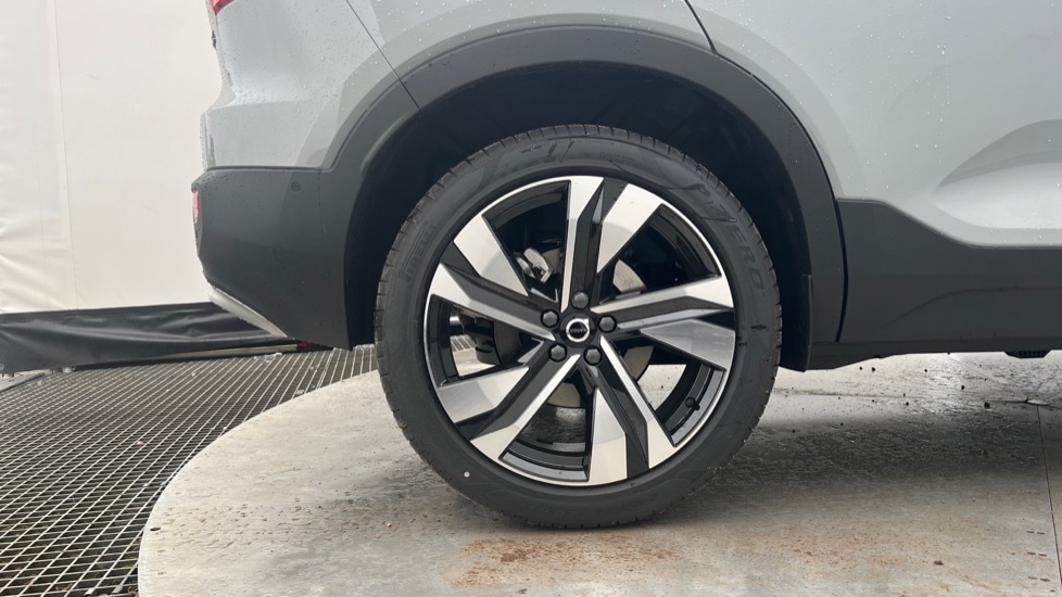 Used Volvo XC40 2025 for sale - 76519387: Photo 16