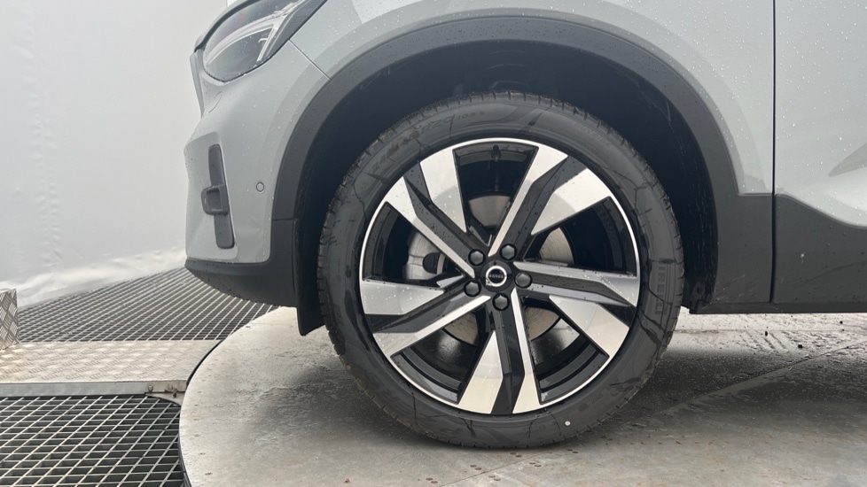 Used Volvo XC40 2025 for sale - 76519387: Photo 24