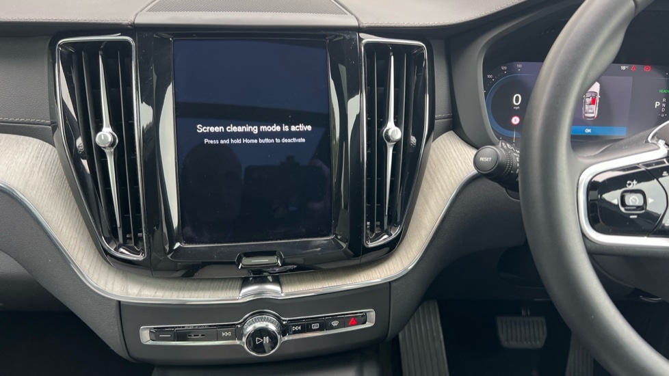 Used Volvo XC60 2023 for sale - 76983984: Photo 22