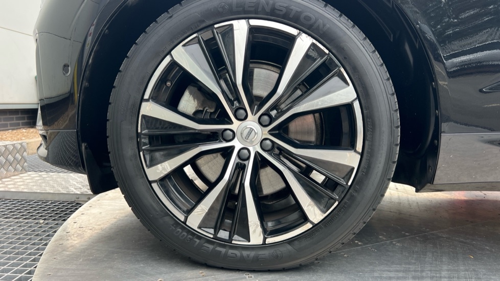 Used Volvo XC60 2023 for sale - 76983984: Photo 25