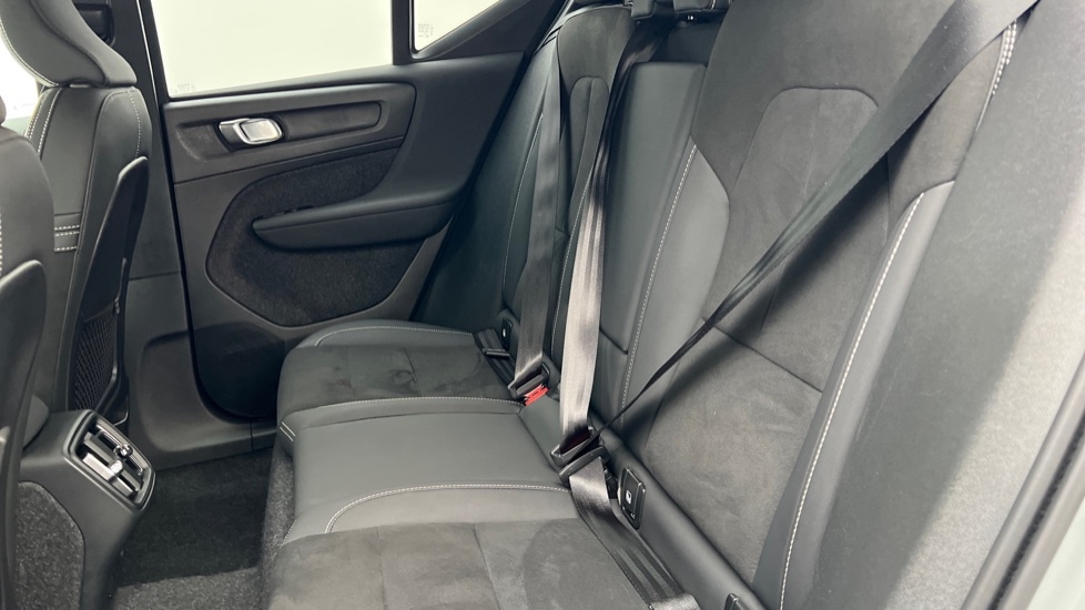 Used Volvo XC40 2025 for sale - 76873306: Photo 10