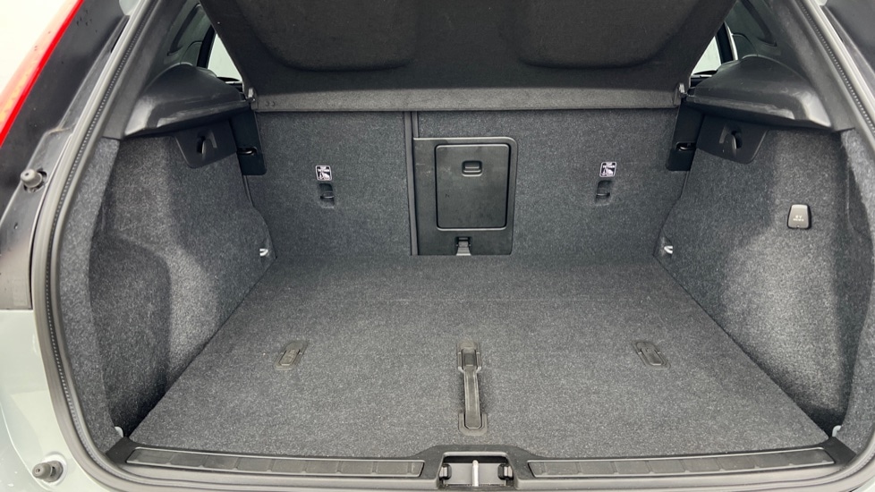 Used Volvo XC40 2025 for sale - 76873306: Photo 17