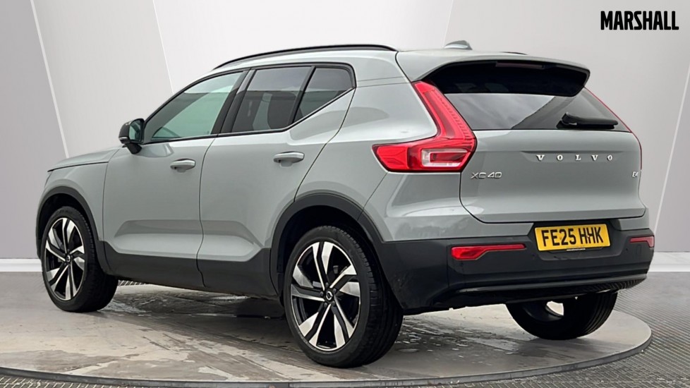 Used Volvo XC40 2025 for sale - 76873306: Photo 2