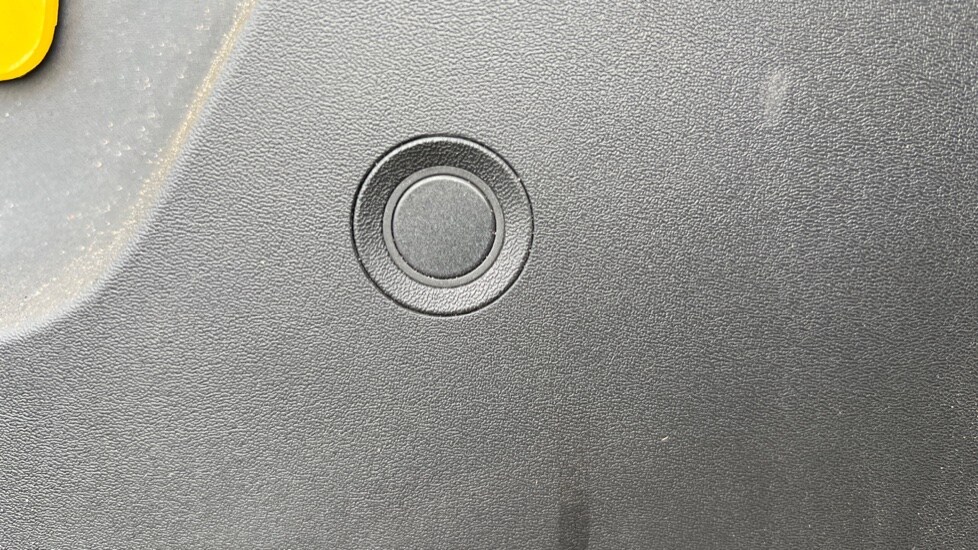 Used Volvo XC40 2025 for sale - 76873306: Photo 43