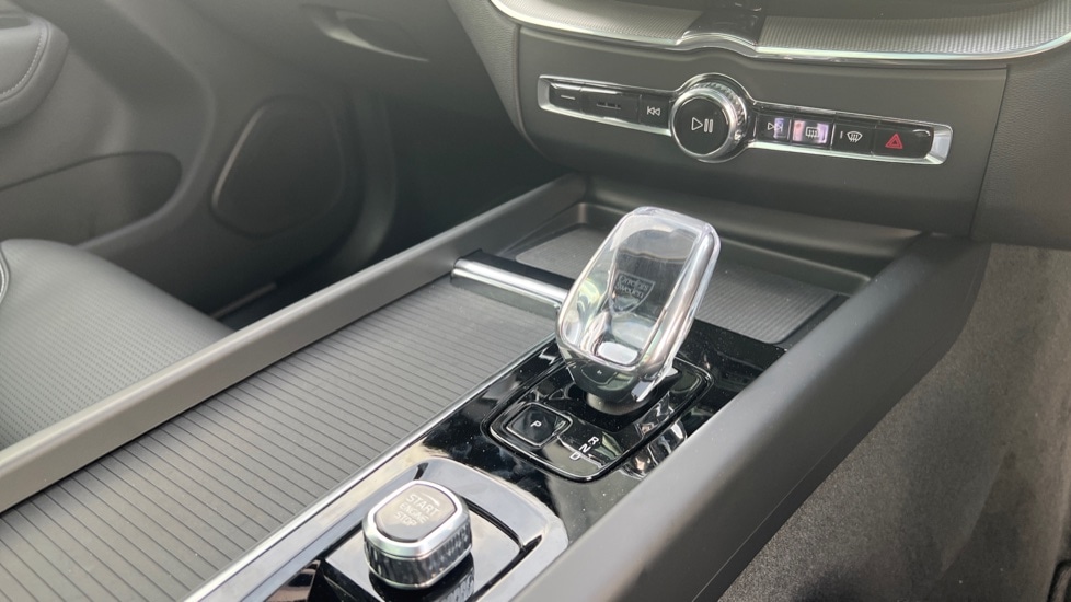 Used Volvo XC60 2025 for sale - 75902095: Photo 14