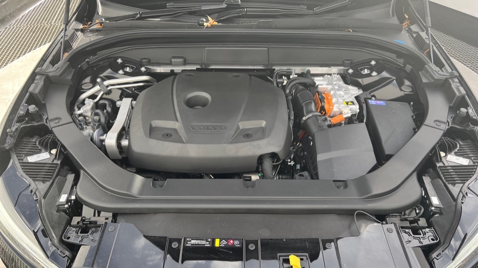 Used Volvo XC60 2025 for sale - 75902095: Photo 23