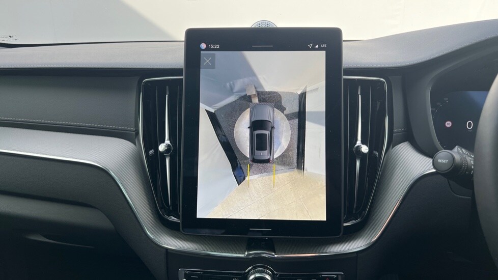 Used Volvo XC60 2025 for sale - 75902095: Photo 34