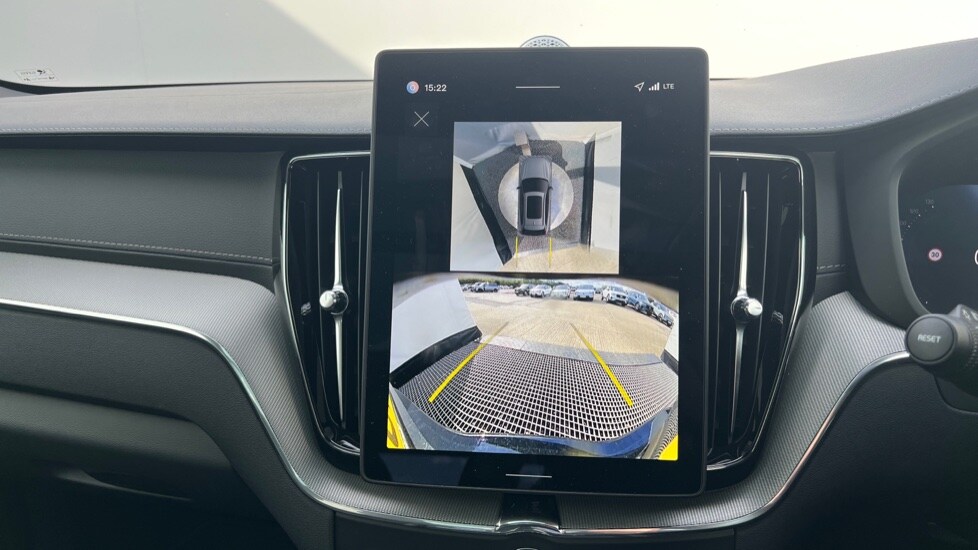 Used Volvo XC60 2025 for sale - 75902095: Photo 35