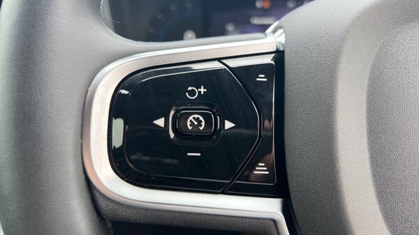 Used Volvo XC60 2024 for sale - 75547551: Photo 18