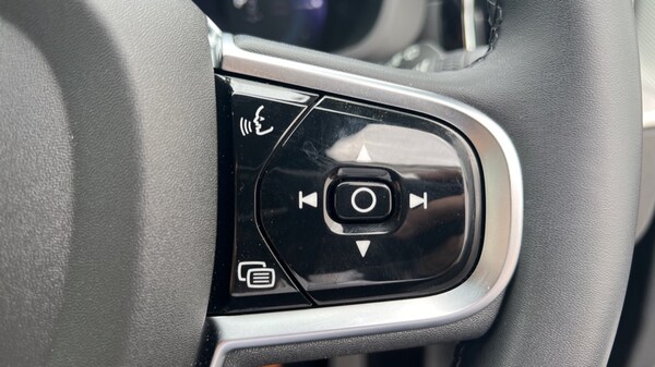Used Volvo XC60 2024 for sale - 75547551: Photo 19