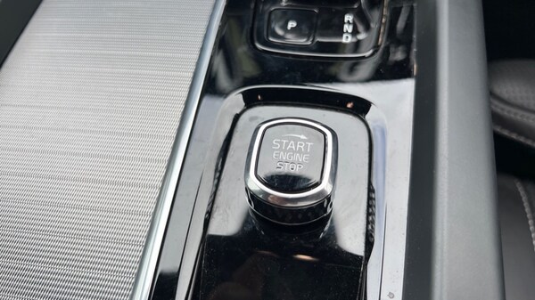 Used Volvo XC60 2024 for sale - 75547551: Photo 27