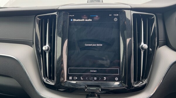 Used Volvo XC60 2024 for sale - 75547551: Photo 31