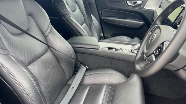 Used Volvo XC60 2024 for sale - 75547551: Photo 9