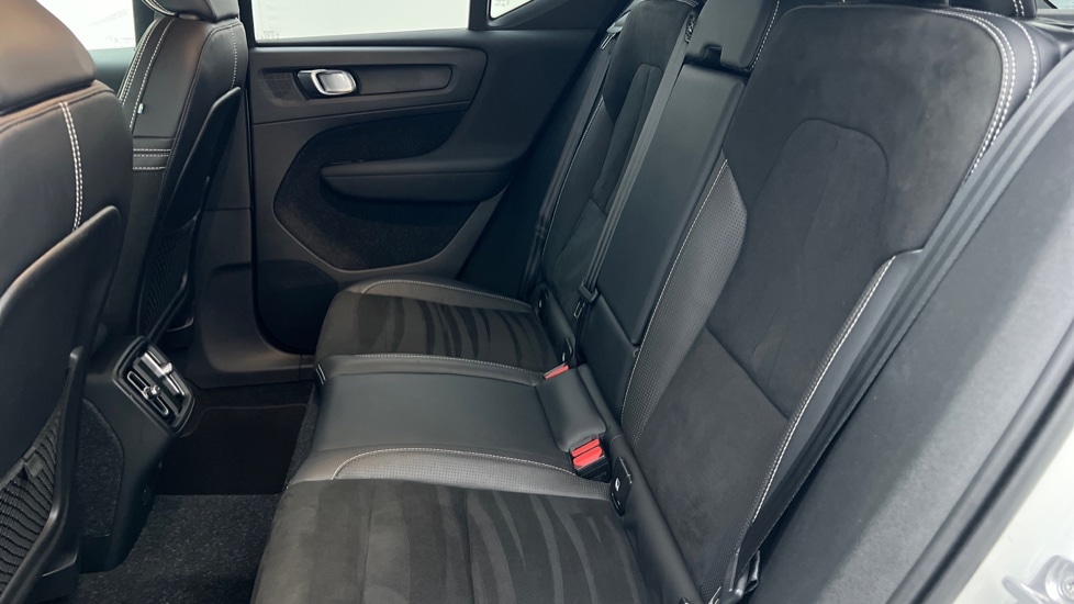 Used Volvo XC40 2020 for sale - 76872044: Photo 10