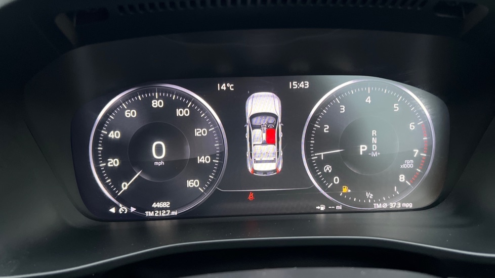 Used Volvo XC40 2020 for sale - 76872044: Photo 11