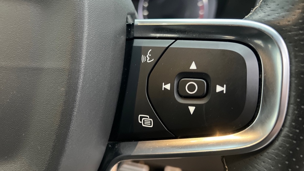 Used Volvo XC40 2020 for sale - 76872044: Photo 19