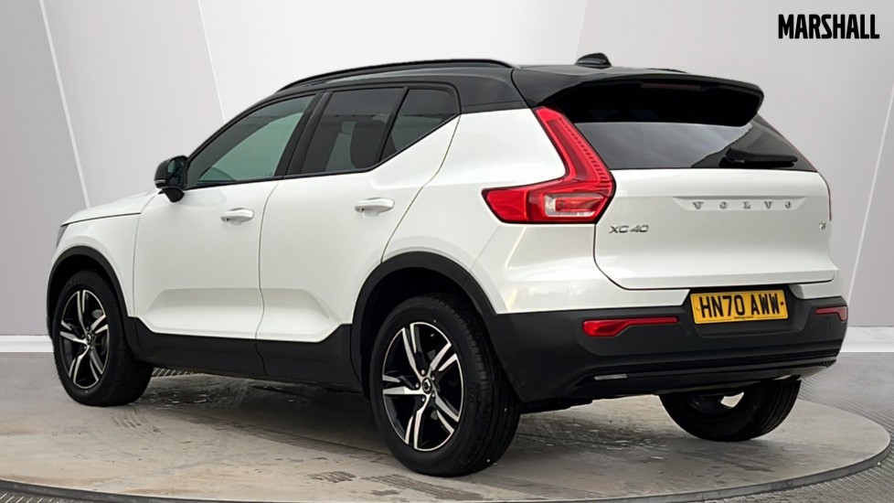 Used Volvo XC40 2020 for sale - 76872044: Photo 2