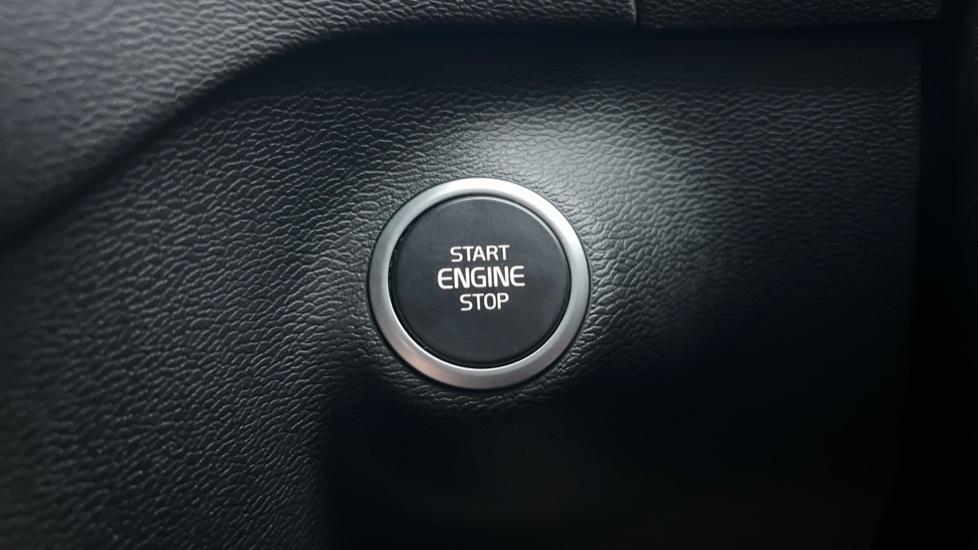 Used Volvo XC40 2020 for sale - 76872044: Photo 27