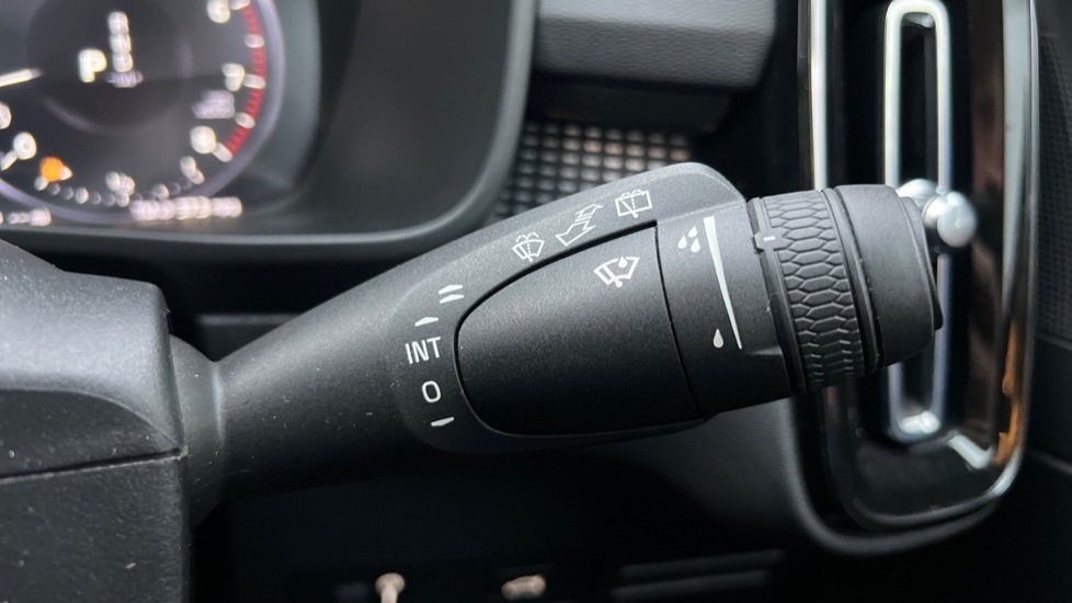 Used Volvo XC40 2020 for sale - 76872044: Photo 29