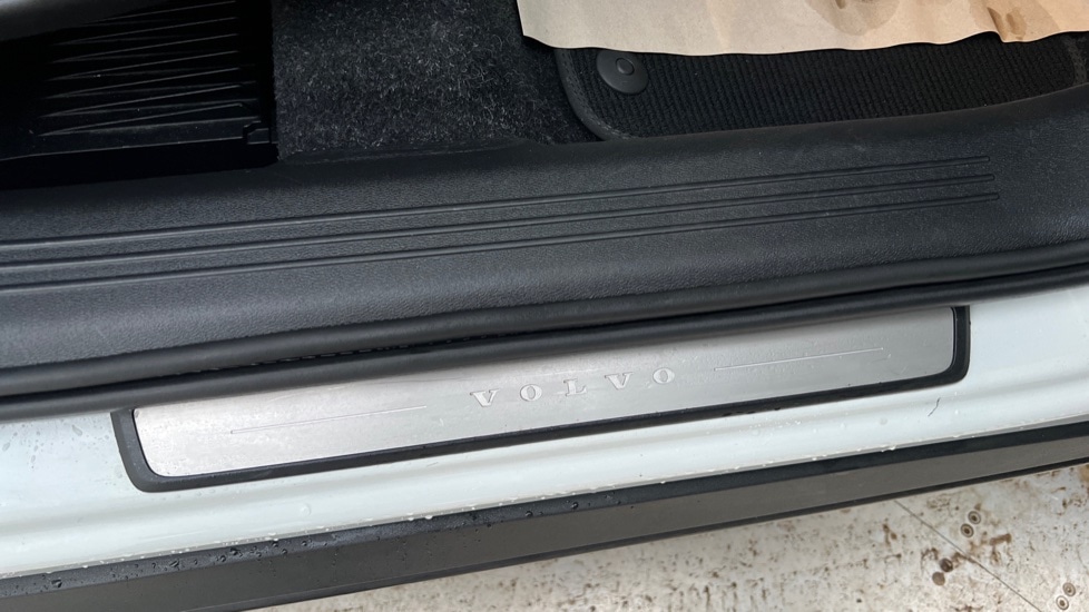 Used Volvo XC40 2020 for sale - 76872044: Photo 38