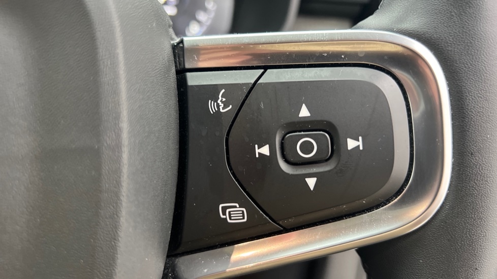 Used Volvo XC40 2021 for sale - 76100042: Photo 19