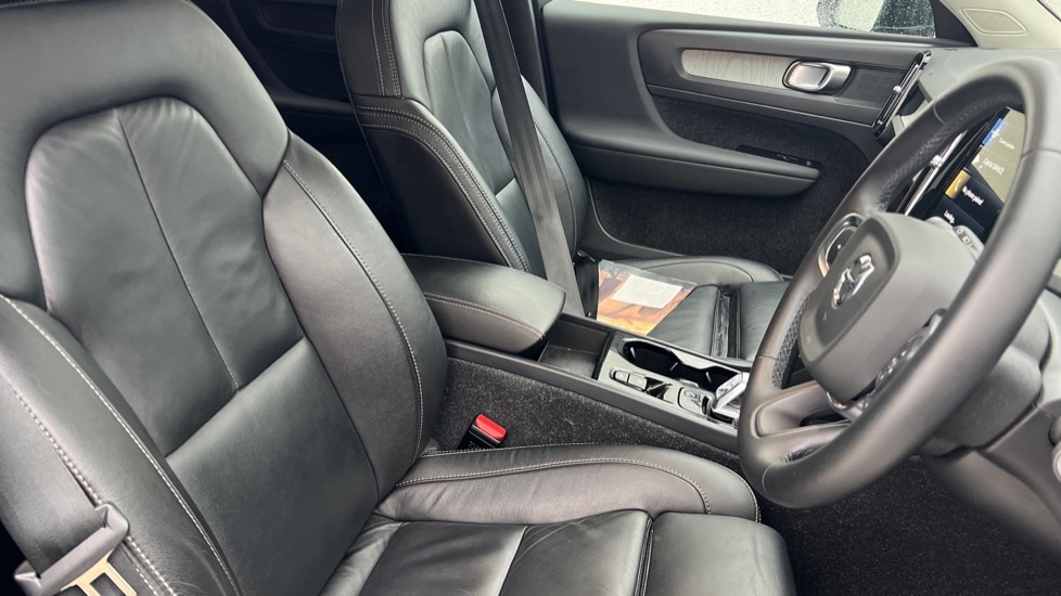 Used Volvo XC40 2021 for sale - 76100042: Photo 9