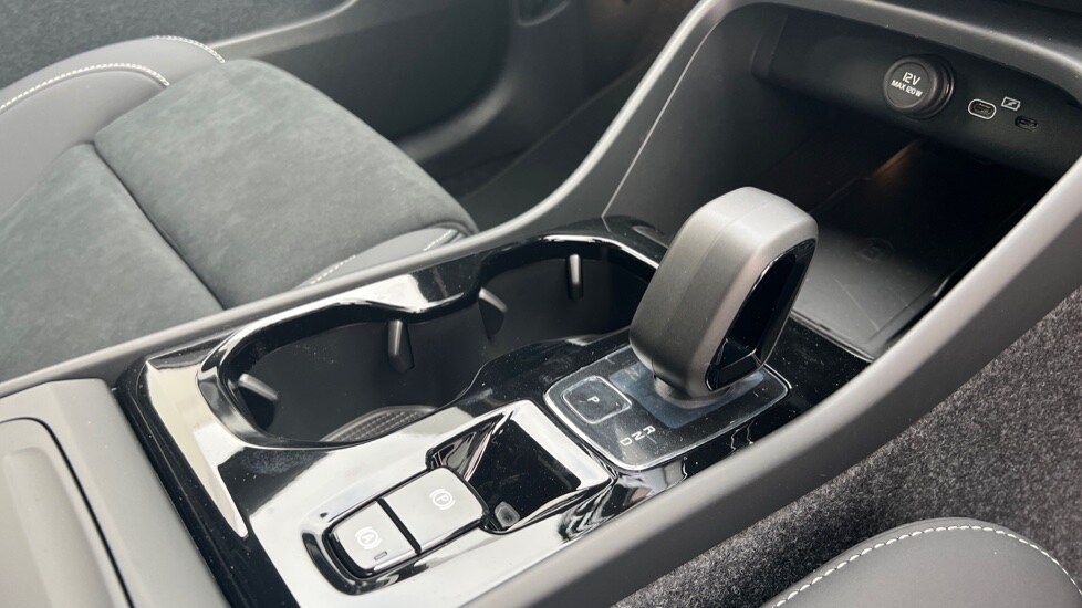 Used Volvo XC40 2025 for sale - 76871340: Photo 14