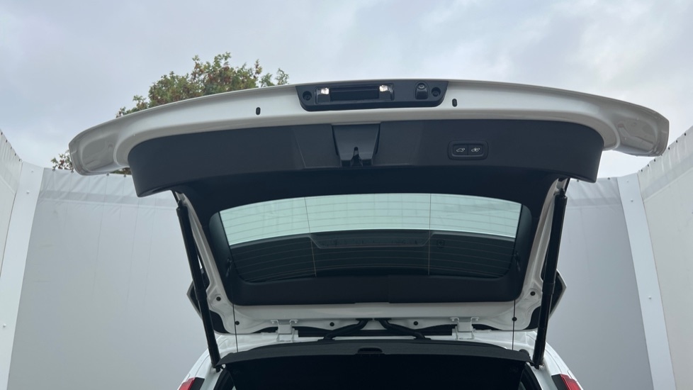 Used Volvo XC40 2025 for sale - 76871340: Photo 40