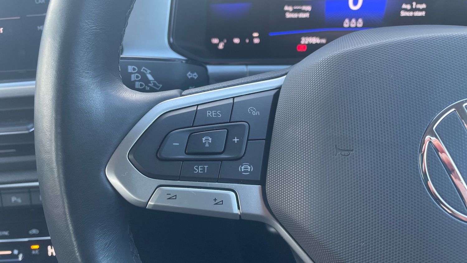 Used Volkswagen T-Roc 2022 for sale - 76650993: Photo 17