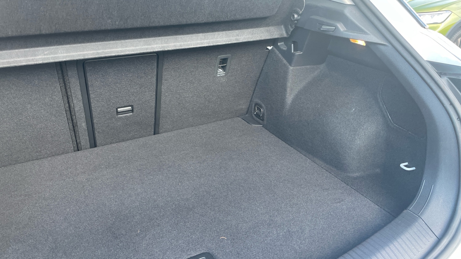 Used Volkswagen T-Roc 2022 for sale - 76650993: Photo 40