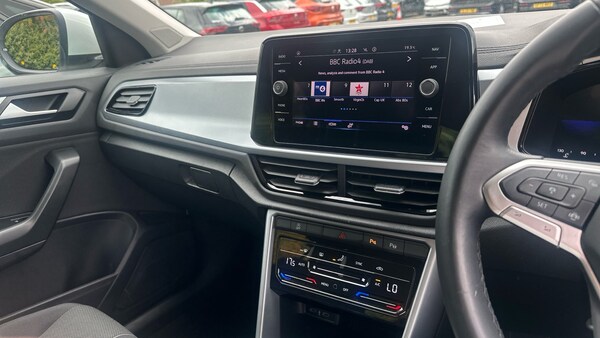 Used Volkswagen T-Roc 2022 for sale - 75690226: Photo 36