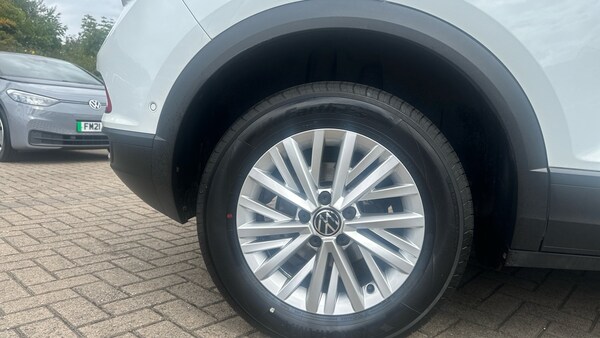 Used Volkswagen T-Roc 2022 for sale - 75690226: Photo 5
