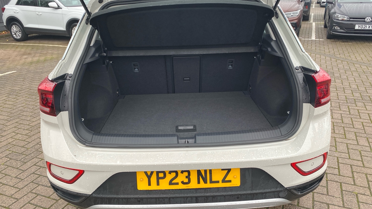 Used Volkswagen T-Roc 2023 for sale - 77461559: Photo 20